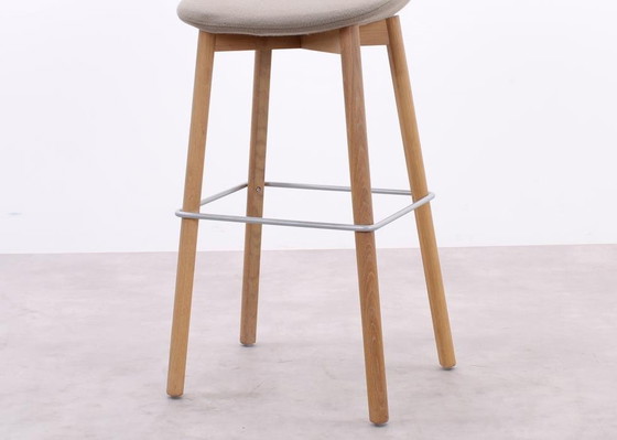 Image 1 of 8X Artifort Beso Barstool Beige