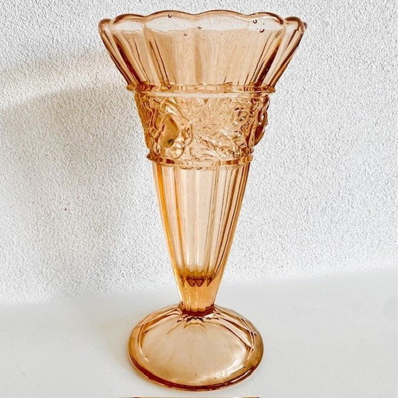 Image 1 of Scailmont vase rosaline glass 1930's art deco