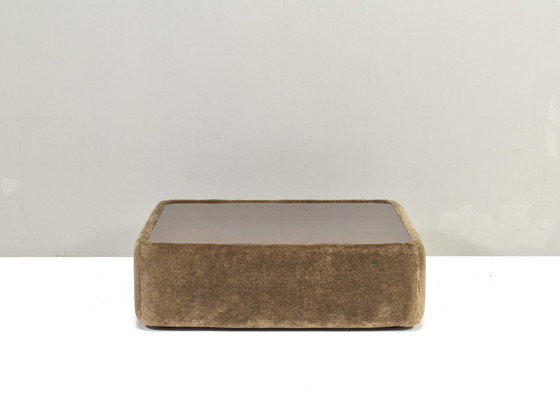 Image 1 of Table basse vintage en Mohair et verre, Italie - circa 1970