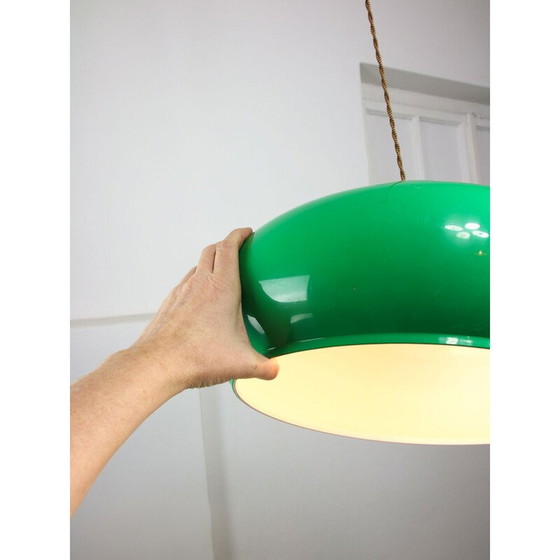 Image 1 of Vintage green billiard table lamp in brass and plastic, Italy