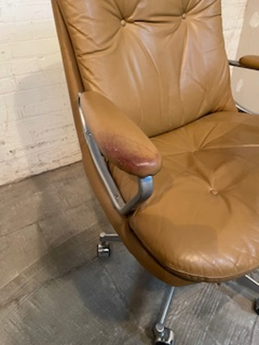 Strassle Gentilina leather office chair