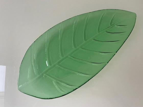 Image 1 of Presentation Bowl Palm Leaf Green Glass