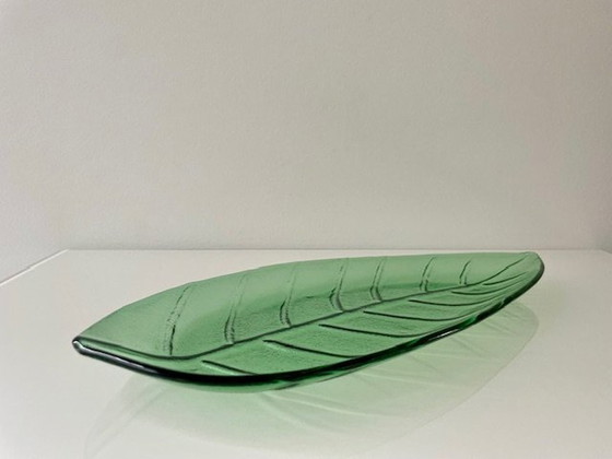 Image 1 of Presentation Bowl Palm Leaf Green Glass