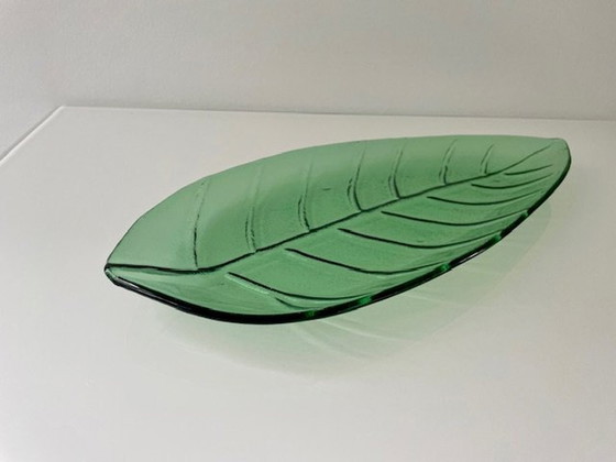 Image 1 of Presentation Bowl Palm Leaf Green Glass