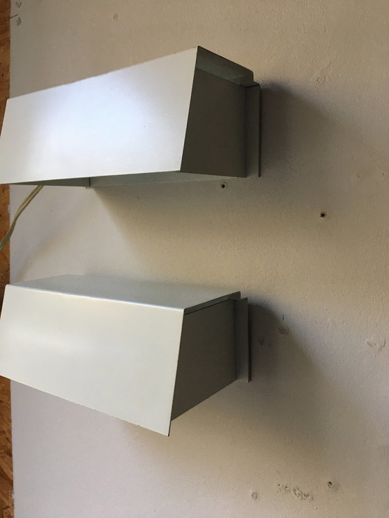 Image 1 of 2X Anvia Wall Lamp 7102