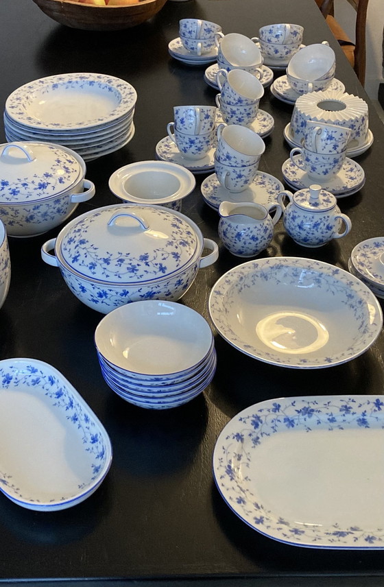 Image 1 of Dinnerware Arzberg Blaublüten.