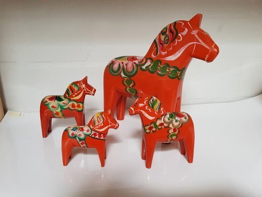 Swedish Wooden Dalarna Horses, Set Of 7