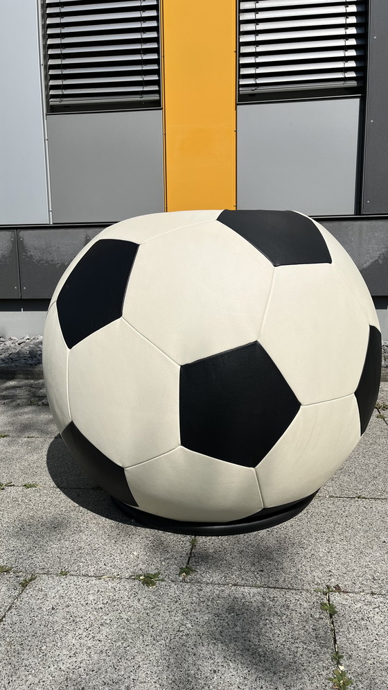 Image 1 of De Sede Design Armchair DS 9100 Football