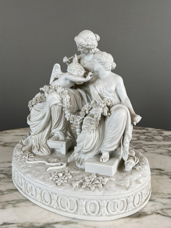 Image 1 of Statuette De Sèvres