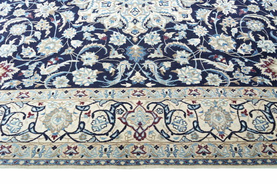 Image 1 of Hand Knotted Persian Carpet Nain With Silk - 316 X 200 Cm