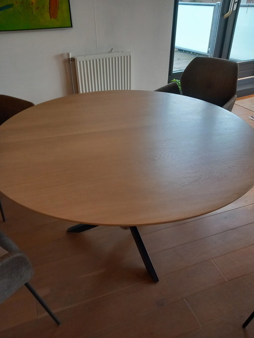 Spectrum dining table