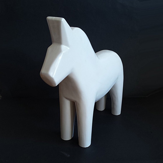 Image 1 of Nr. 44/200 Cheval Dala en porcelaine d'Ikea, 2010