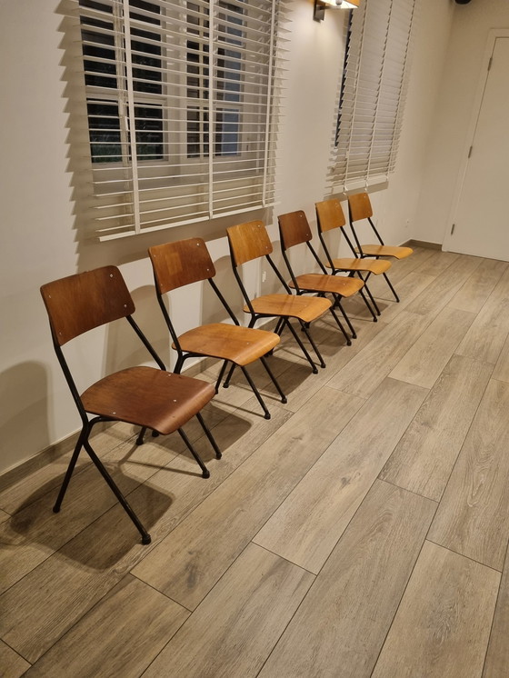 Image 1 of 6x Ahrend De Cirkel Chairs