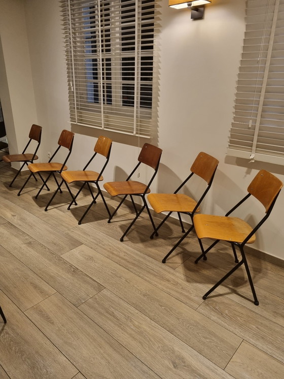 Image 1 of 6x Ahrend De Cirkel Chairs