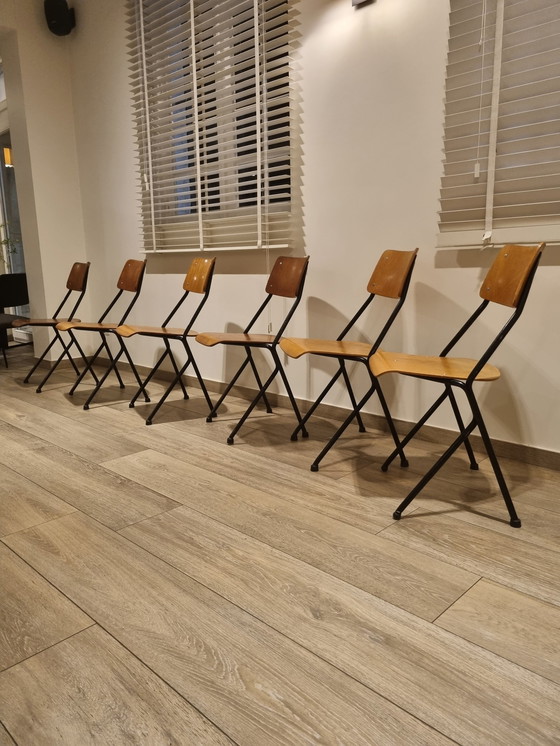 Image 1 of 6x Ahrend De Cirkel Chairs