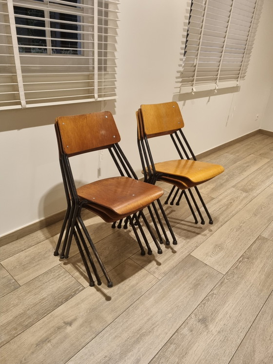 Image 1 of 6x Ahrend De Cirkel Chairs