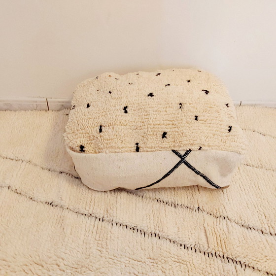 Image 1 of Berber cushion