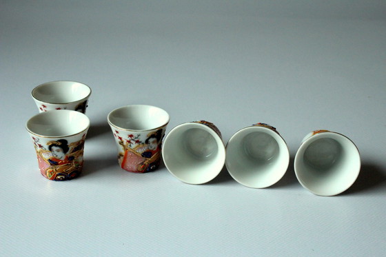 Image 1 of Asian sake set - sake bottle with 6 sake cups