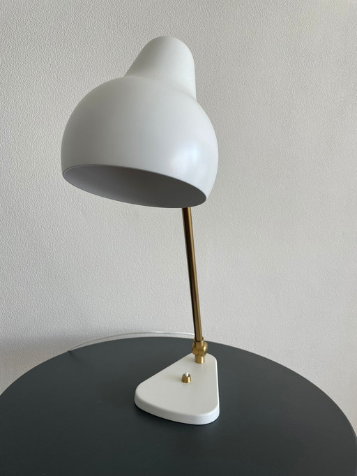 Louis Poulsen VL38 table lamp