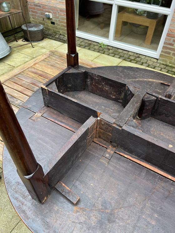 Image 1 of Antique English Hangar Table (Mid-18 Century)