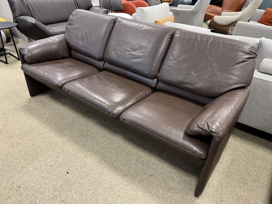 Image 1 of Leolux Bora Beta 3 seater brown leather sofa