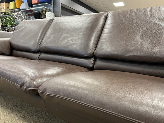 Image 1 of Leolux Bora Beta 3 seater brown leather sofa