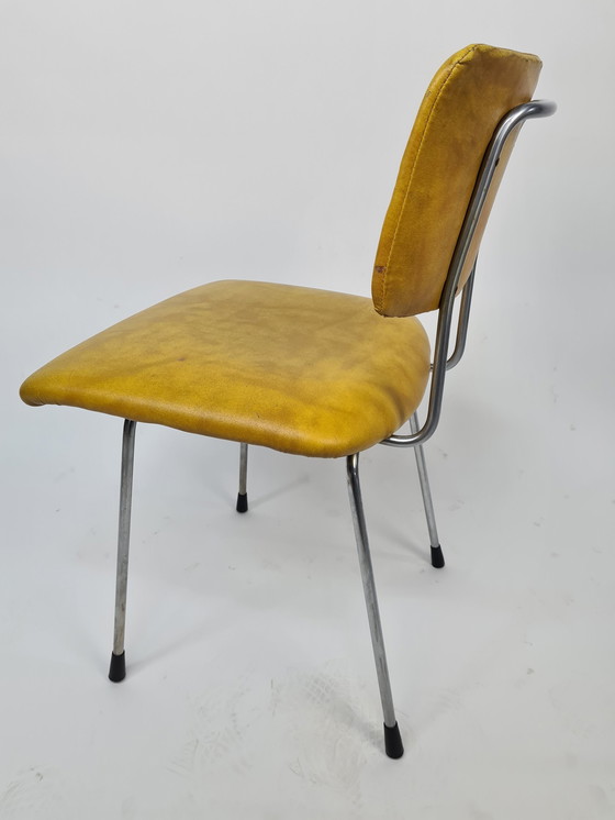 Image 1 of 2x Gispen 1231 chairs