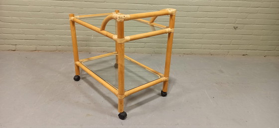 Image 1 of Chariot vintage en bambou et verre