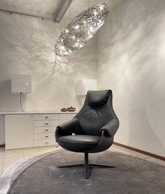 Image 1 of Leolux Cream relax armchair plus Noli leather