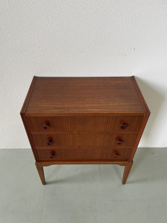 Image 1 of Chest of drawers in teak and oak