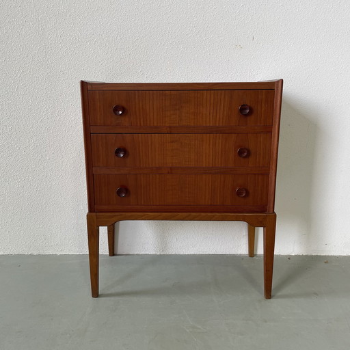 Chest of drawers in teak and oak