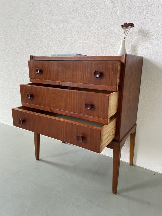 Image 1 of Chest of drawers in teak and oak