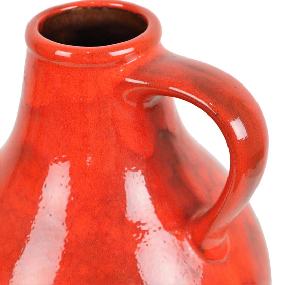 Image 1 of Vase design rouge Fritz van Daalen