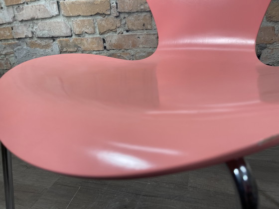 Image 1 of Fritz Hansen Butterfly pink - chair