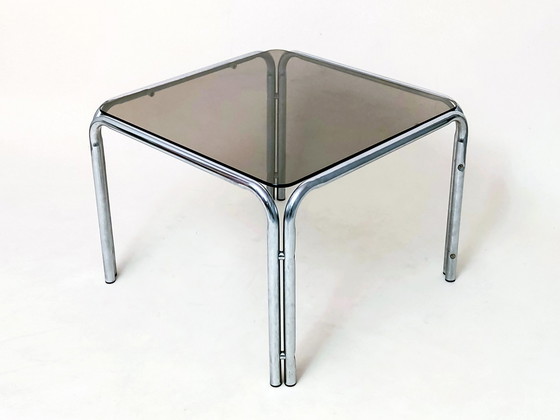 Image 1 of table basse space age 1970