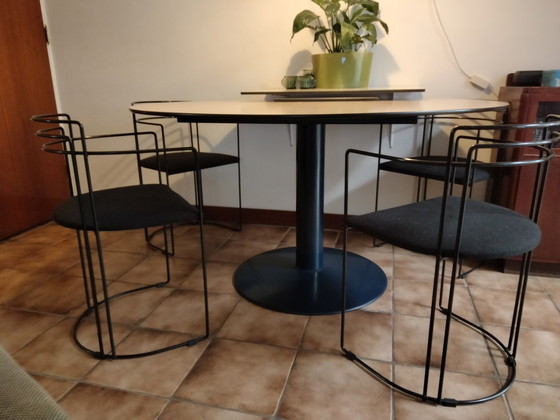 Image 1 of Chaises de salle à manger en fil d'acier, 4 pièces