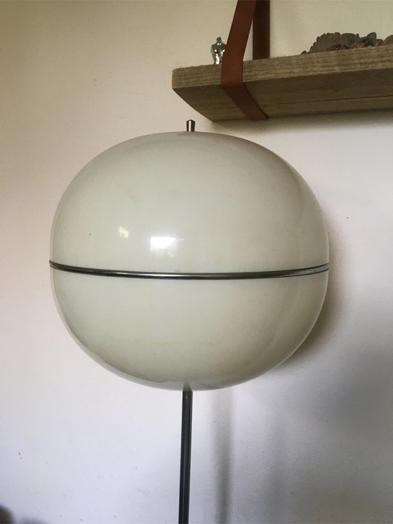 Image 1 of Vintage Table Lamp