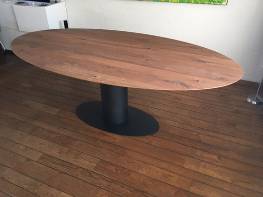 Bert Plantagie oval dining room table