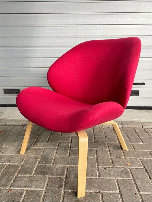 2 Softline Eden design armchairs