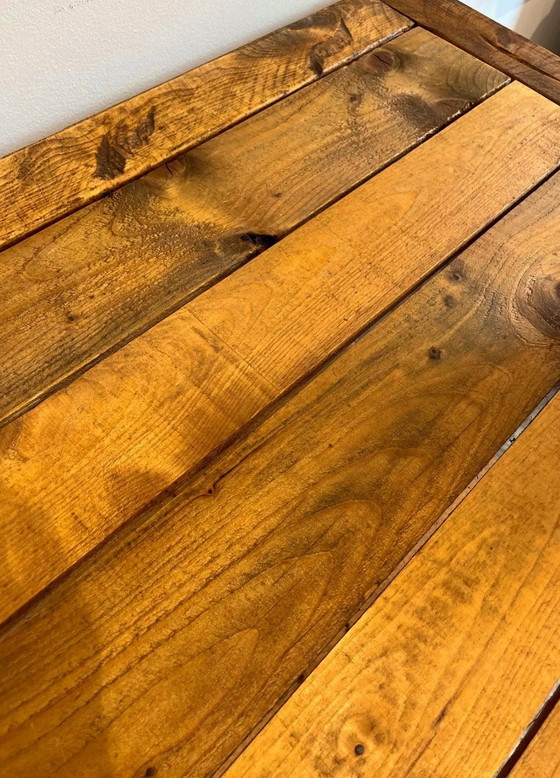 Image 1 of Mesa de madera maciza con patas de acero, aspecto industrial, retroiluminación LED, 2,90 m de largo.