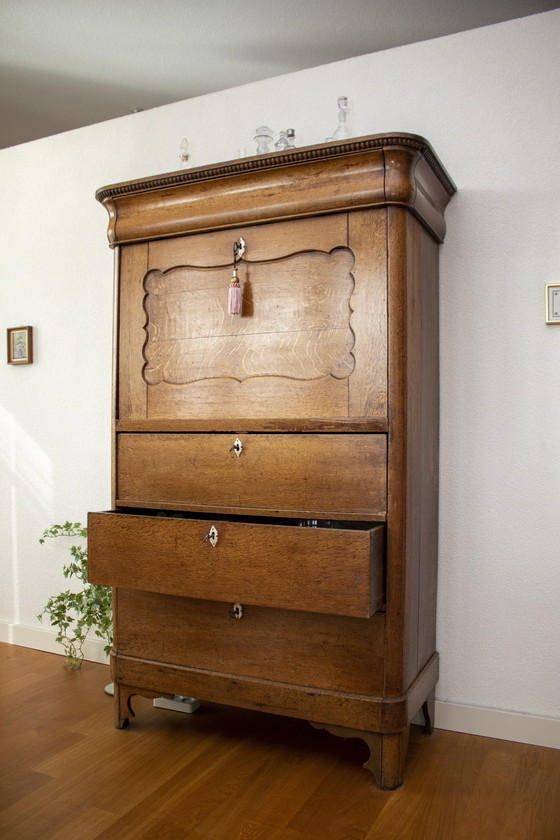 Image 1 of Secretaire