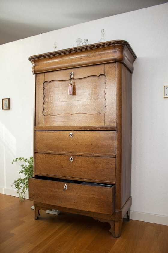 Image 1 of Secretaire