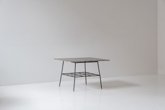 Image 1 of Ensemble de deux tables d'appoint, datant des années 1960.