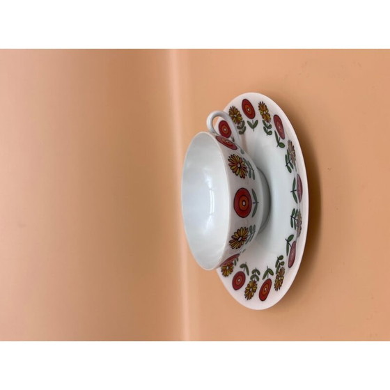 Image 1 of Set of 4 vintage cups with 6 porcelain saucers, 1970s