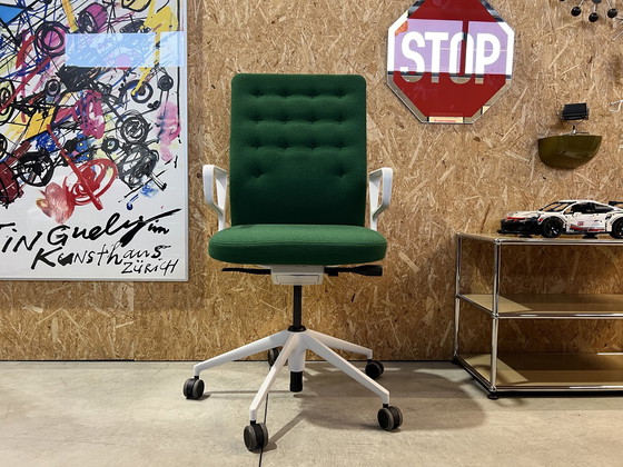 Image 1 of Vitra Id Trim Desk Chair, Showroom Target