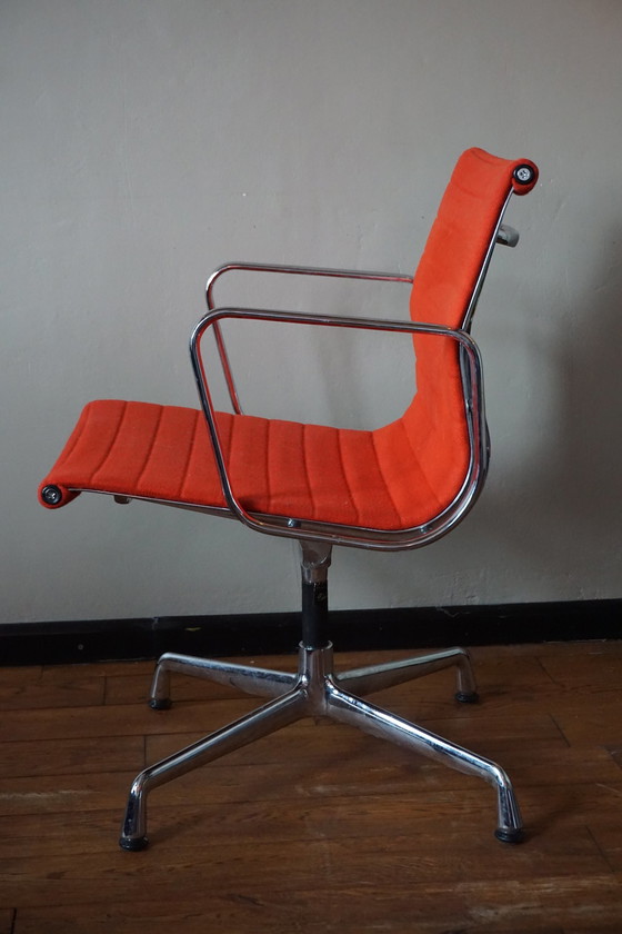 Image 1 of 4x Vitra Eames Ea107