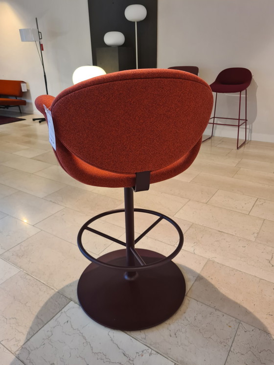 Image 1 of Artifort Little Tulip bar stool