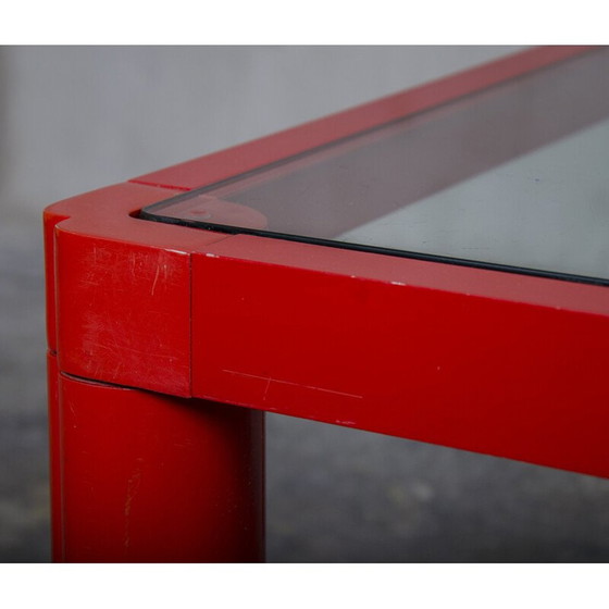 Image 1 of Vintage red coffee table by Kho Liang le for Artifort, 1970