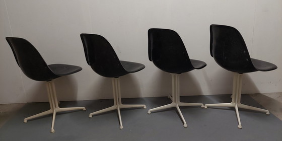 Image 1 of Beautiful Set of Lafonda Chairs