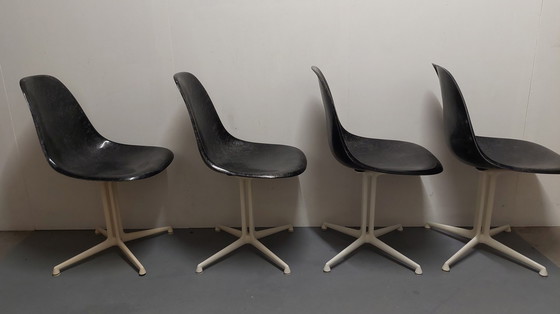 Image 1 of Beautiful Set of Lafonda Chairs